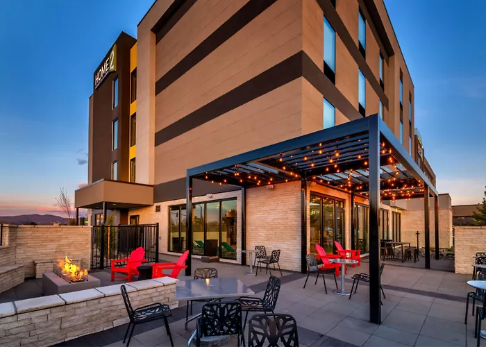 Pet Friendly hotel: Home2 Suites By Hilton Reno